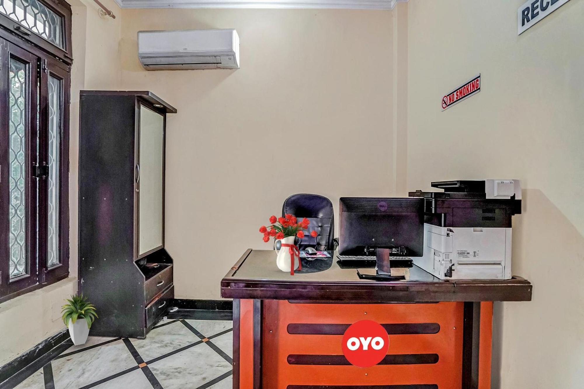 Oyo Flagship 70209 Alpha One 호텔 그레이터 노이다 외부 사진